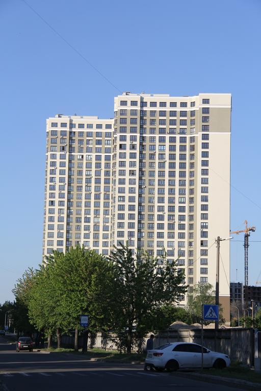 Solo Apartment Virmenska Kiev Exterior foto